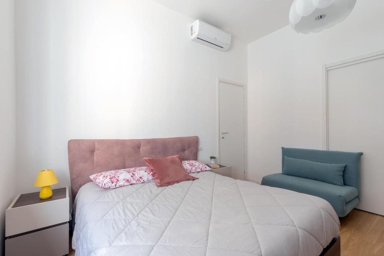 Design Premium Apartment In Center Milan - Homeunity Bagian luar foto